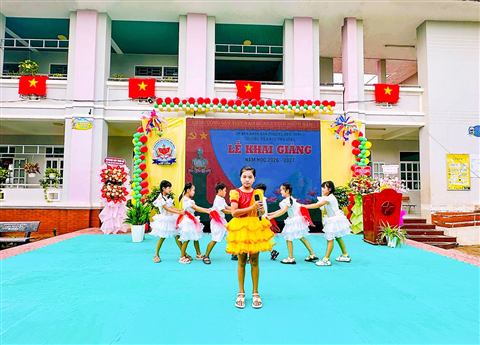 Văn nghệ của đội viên