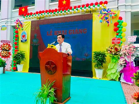 Phát biểu khai giảng
